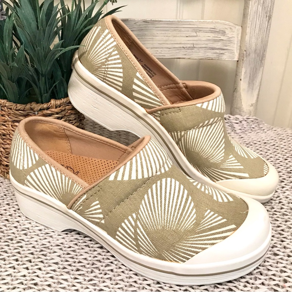 Dansko Vegan Volley Canvas Palm Frond Clogs